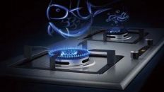 برانڈ ڈیولپمنٹ مارکیٹ کی طلب سے ہم آہنگ ہے۔